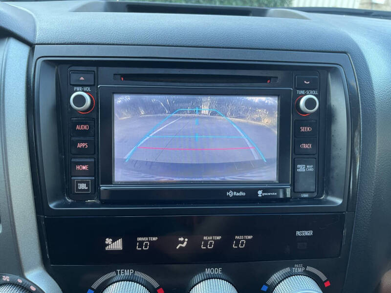 2014 Toyota Sequoia Platinum