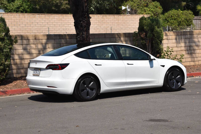 2021 Tesla Model 3 Base photo 8