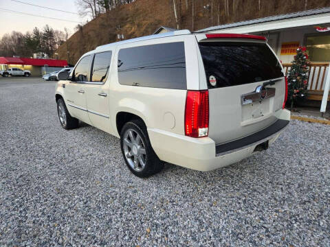 2011 Cadillac Escalade ESV Premium