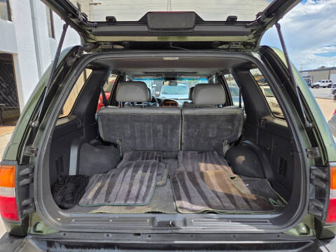 1996 Nissan Pathfinder LE
