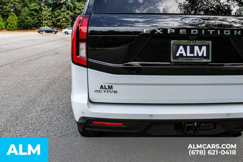 2025 Ford Expedition Active