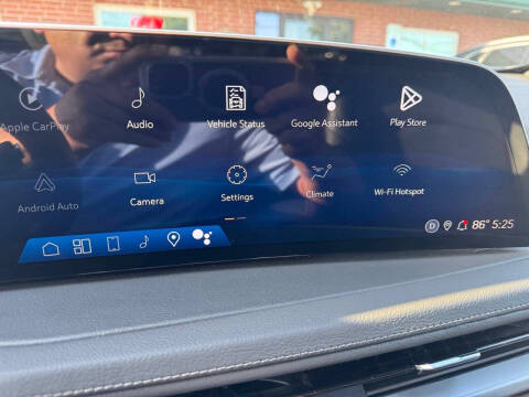 2025 Cadillac XT4 Premium Luxury