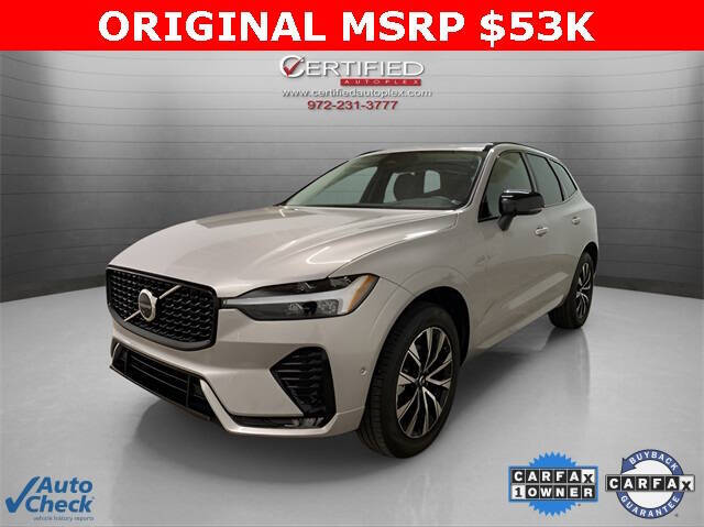 2025 Volvo XC60 B5 Plus Dark Theme