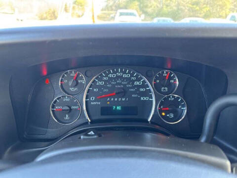 2025 Chevrolet Express 2500