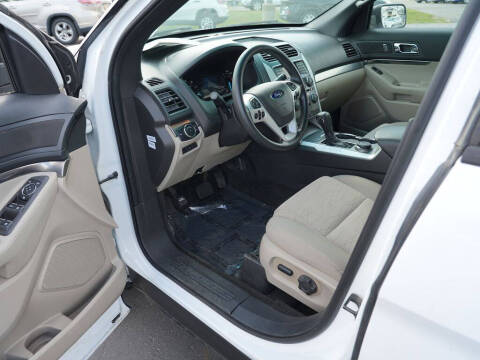 2015 Ford Explorer