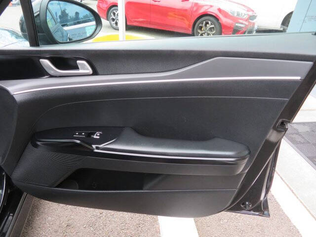2021 Kia K5
