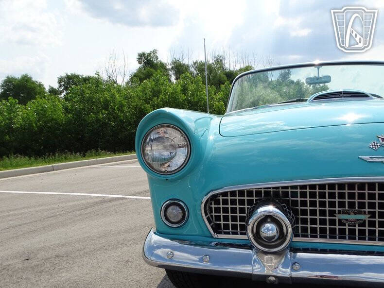 1955 Ford Thunderbird