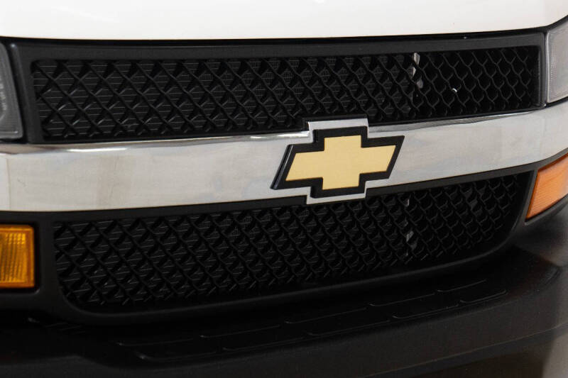 2021 Chevrolet Express 2500