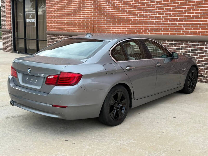 2011 BMW 5 Series 528i