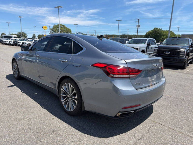 2017 Genesis G80