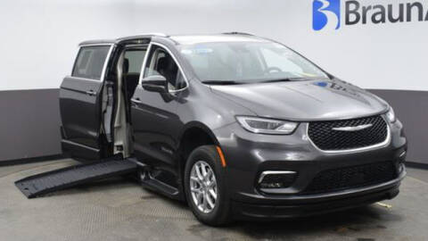 2021 Chrysler Pacifica for sale at A&J Mobility in Valders WI