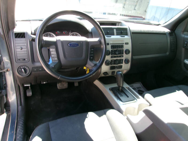 2011 Ford Escape XLT
