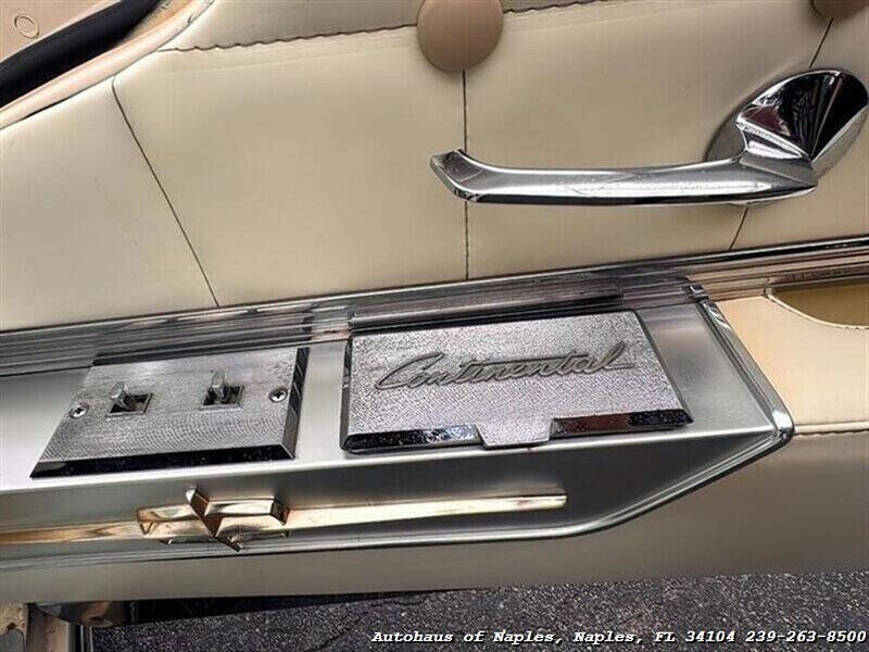 1959 Lincoln Continental
