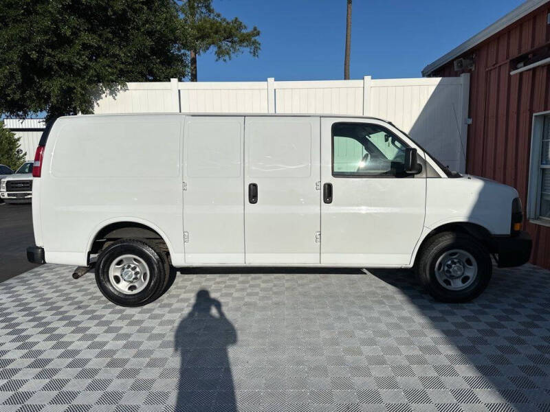 2020 Chevrolet Express 2500