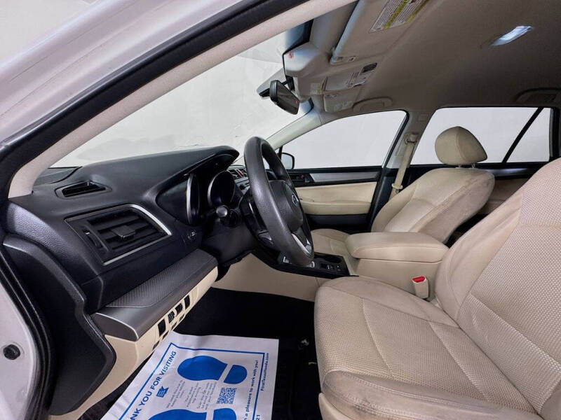 2019 Subaru Outback 2.5i