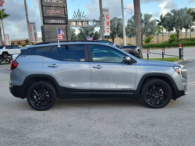 2024 GMC Terrain SLE