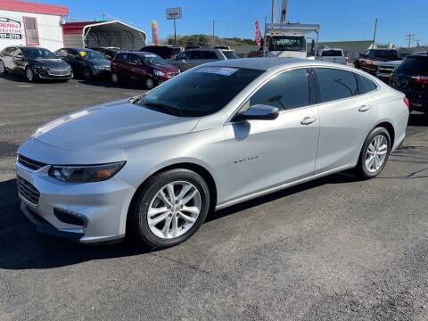 2018 Chevrolet Malibu for sale at Modern Automotive in Boiling Springs SC