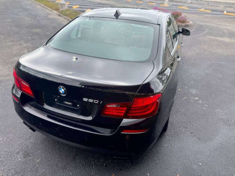 2012 BMW 5 Series 550i xDrive