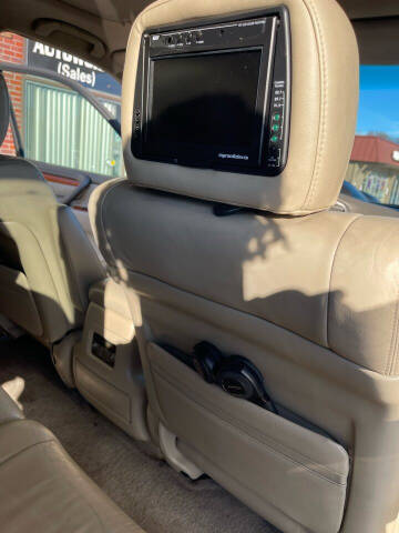 2004 Lexus LX 470