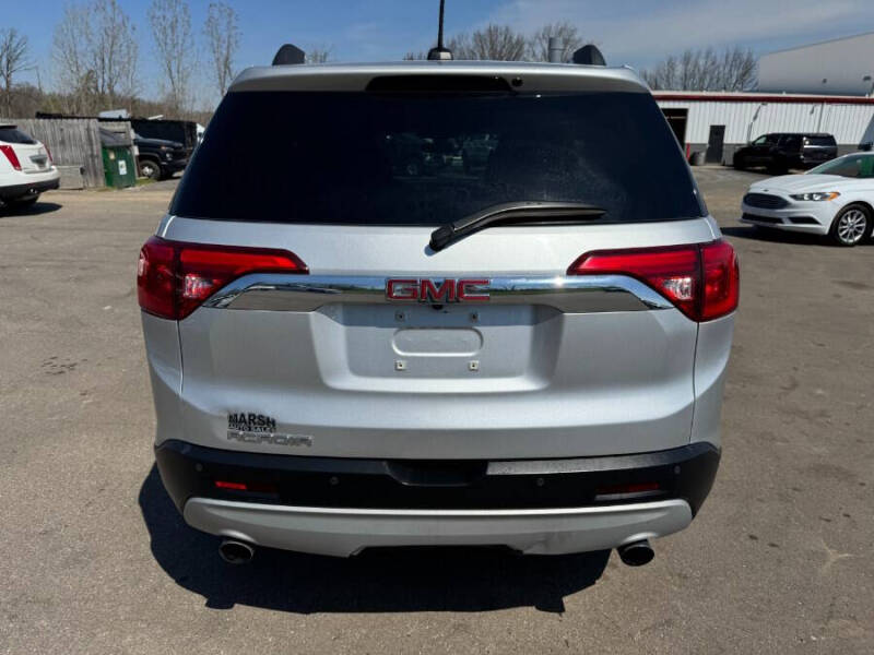 2017 GMC Acadia SLE-2