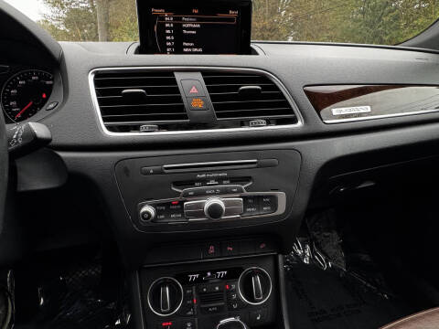 2016 Audi Q3 2.0T quattro Premium Plus