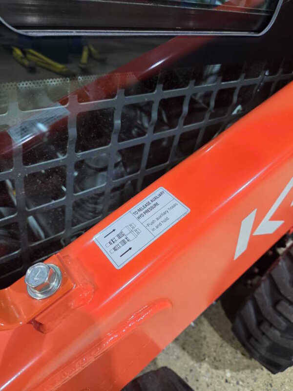 2021 Kubota SSV65
