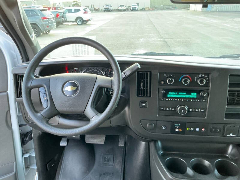 2024 Chevrolet Express LT 3500