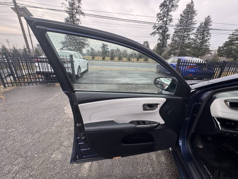 2016 Toyota Avalon XLE