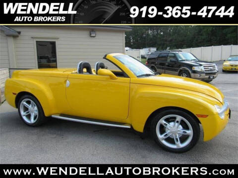 2004 Chevrolet SSR LS