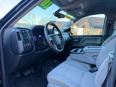 2018 Chevrolet Silverado 1500 Custom