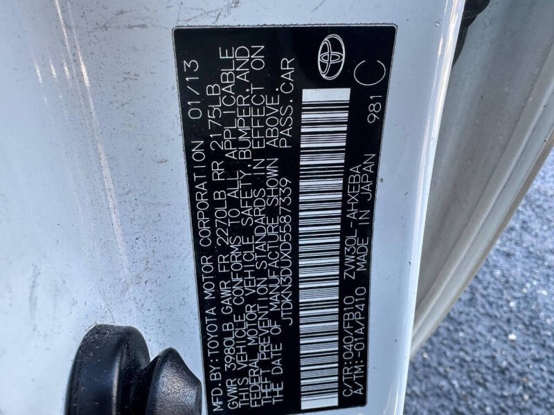 2013 Toyota Prius Five