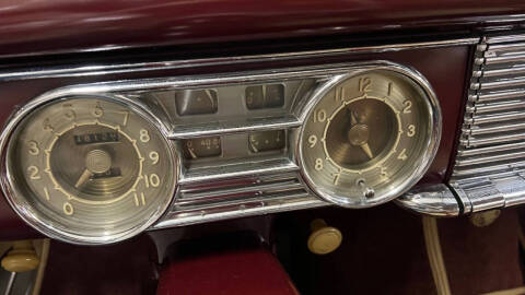 1948 Packard Victoria Super 8