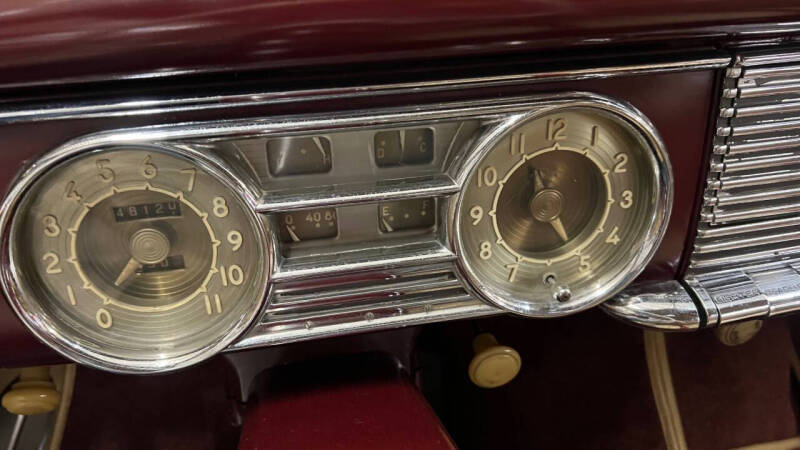 1948 Packard Victoria Super 8