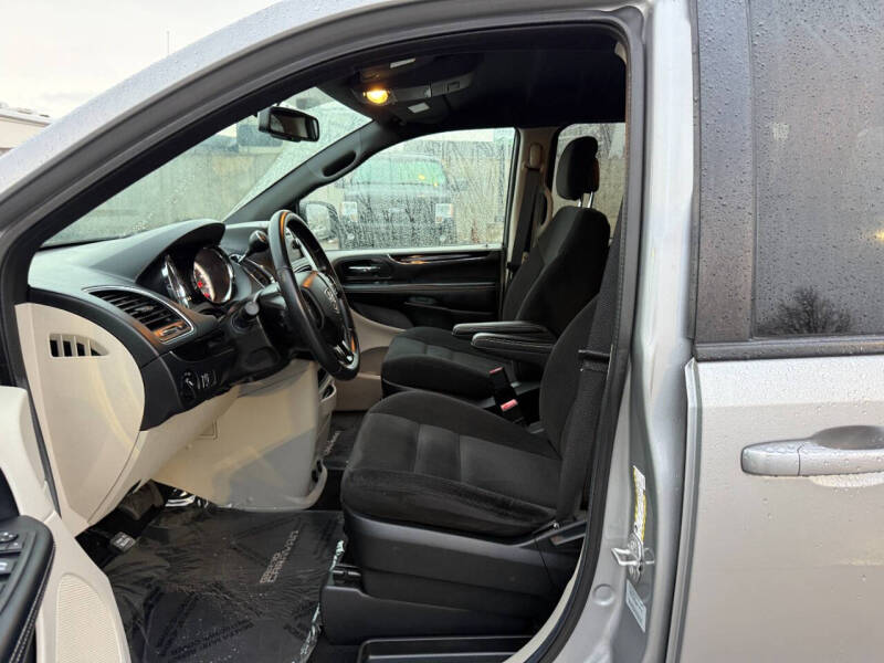 2016 Dodge Grand Caravan SE Plus