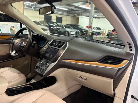 2017 Lincoln MKC Select