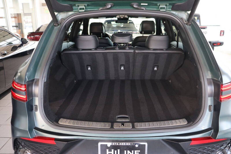 2023 Genesis GV70 2.5T Standard