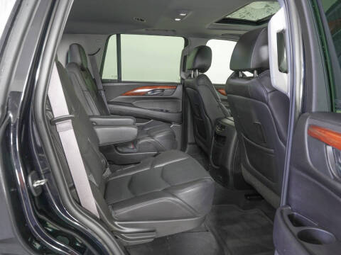 2015 Cadillac Escalade Luxury