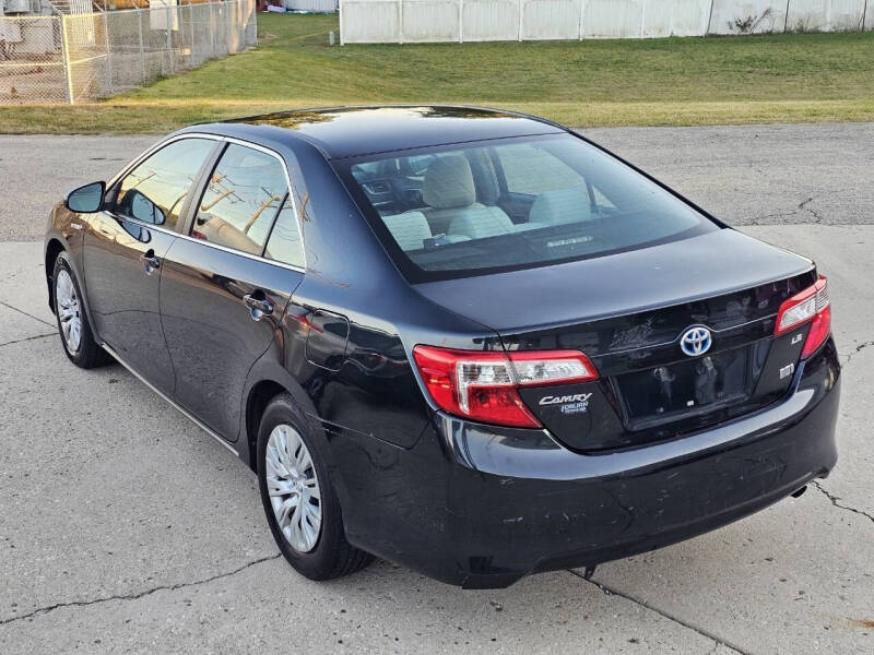 2013 Toyota Camry Hybrid LE