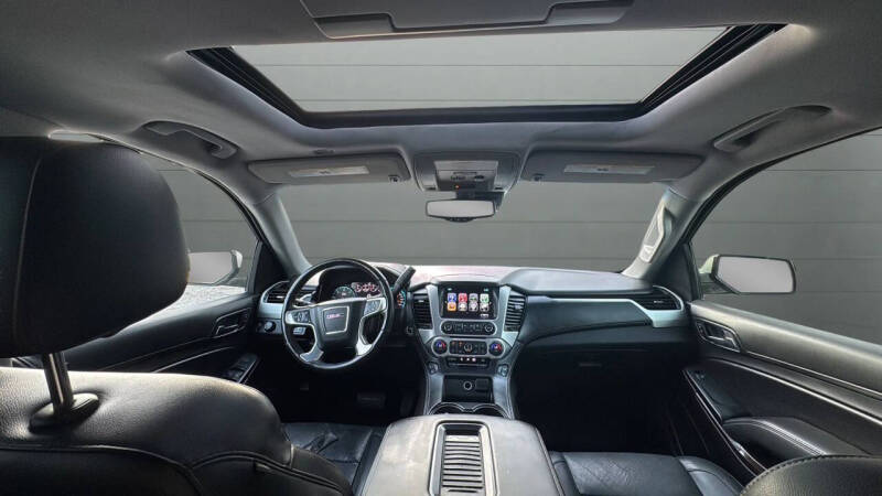 2017 GMC Yukon SLT