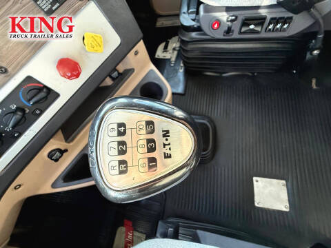 2019 Freightliner Coronado 122 SD