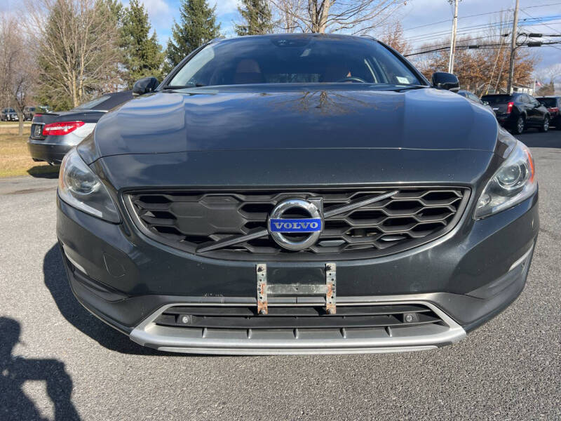 2015 Volvo V60 Cross Country T5 Platinum