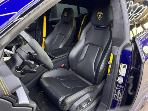 2022 Lamborghini Urus