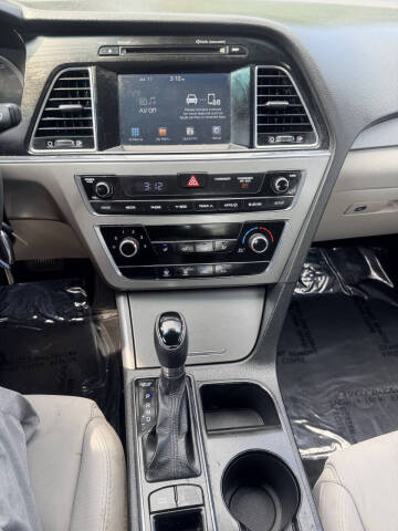 2016 Hyundai Sonata SE