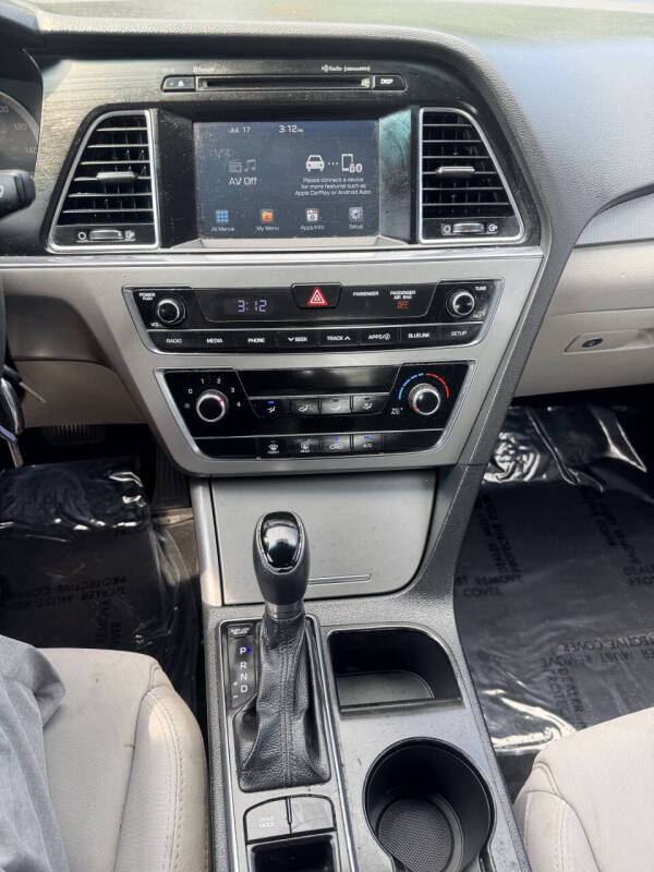 2016 Hyundai Sonata SE