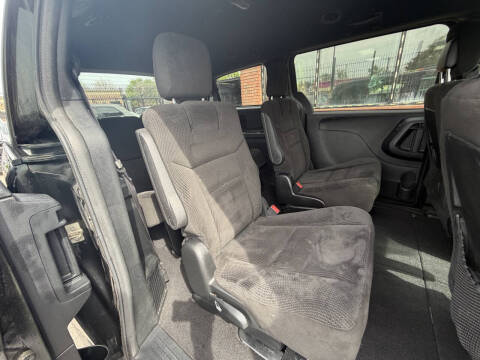 2017 Dodge Grand Caravan SE Plus