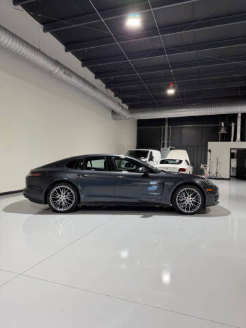 2022 Porsche Panamera