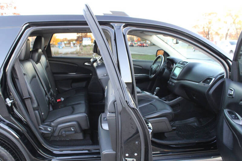 2018 Dodge Journey Crossroad