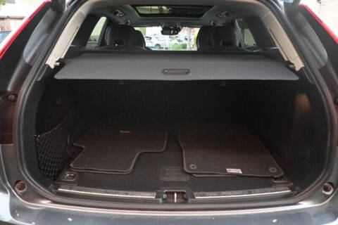 2020 Volvo XC60 T5 Momentum