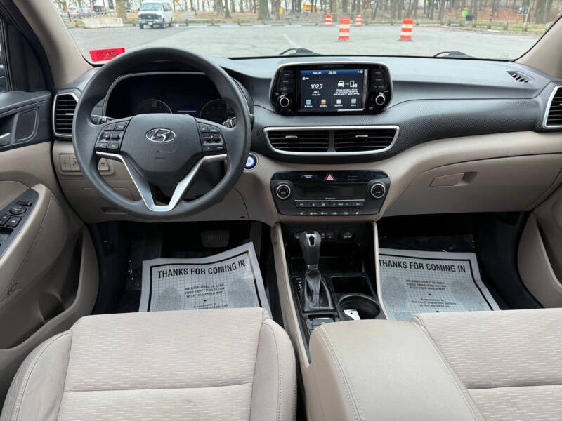 2019 Hyundai Tucson Sport photo 14