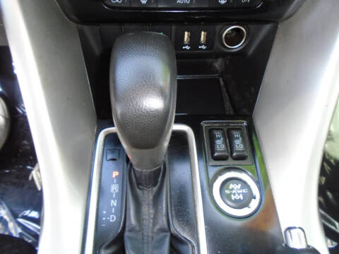 2022 Mitsubishi Eclipse Cross LE